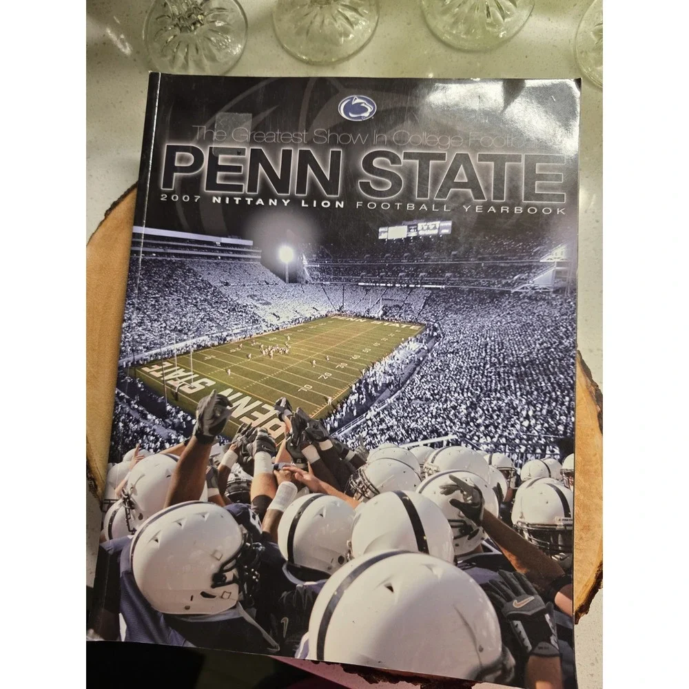 Vtg Penn State Nittany Lions 2007 Football Yearbook